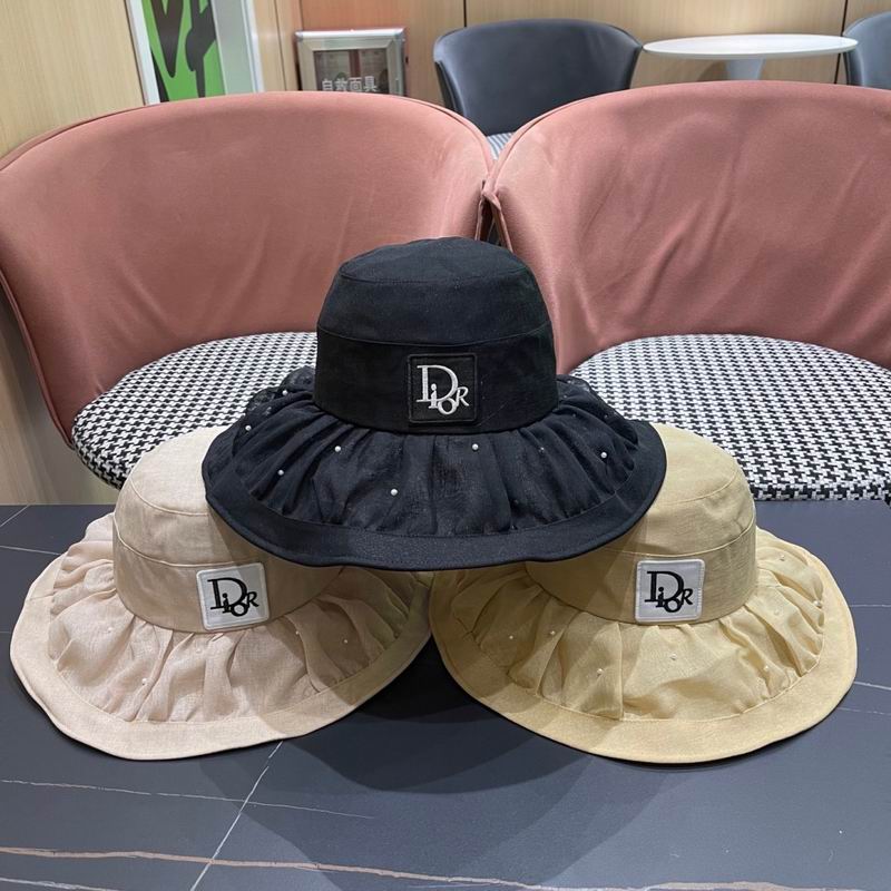 Dior hat 062725